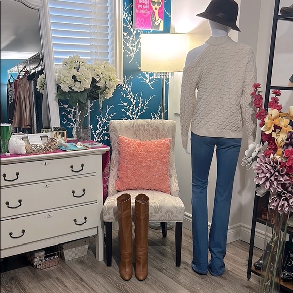 Zara Cream Off-Shoulder Cable Knit Sweater - Picture 8 of 13